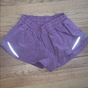 Lululemon lilac hotty hot short